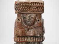Ame Ker 59  Ame Ker 59, Mexiko, 19. Jahrhundert, Schmuckziegel, Ton, H 16,6 cm, B 9,5 cm, T 5,5 cm : Museumsfoto: Claus Cordes, Bestandskatalog Ethnologie